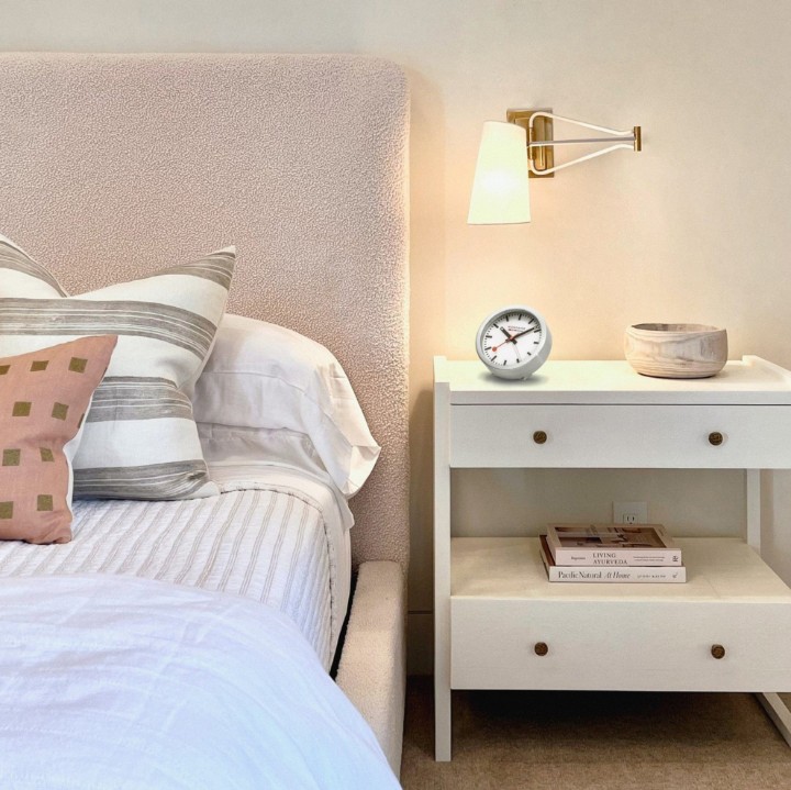 Bild von Wecker/Wanduhr MONDAINE