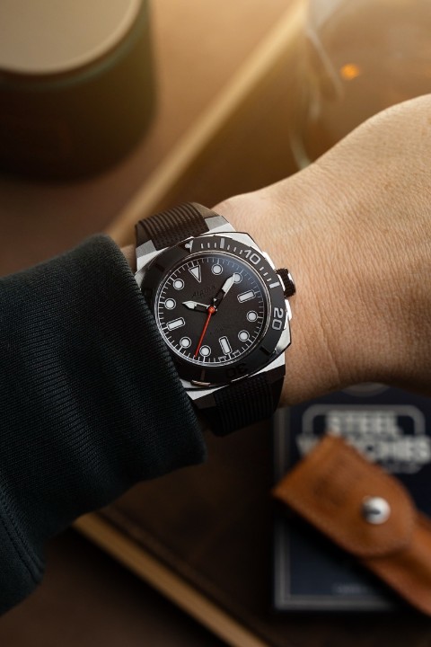 Bild von Alpina × TRTS Seastrong Diver Extreme Automatic Limited Edition