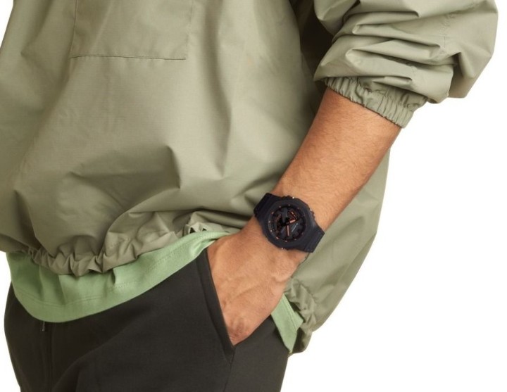 Bild von Casio G-Shock Carbon Core Guard Utility Black Series