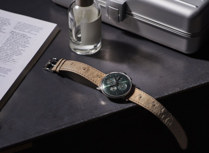 Bild von Junghans Meister Chronoscope (EN)