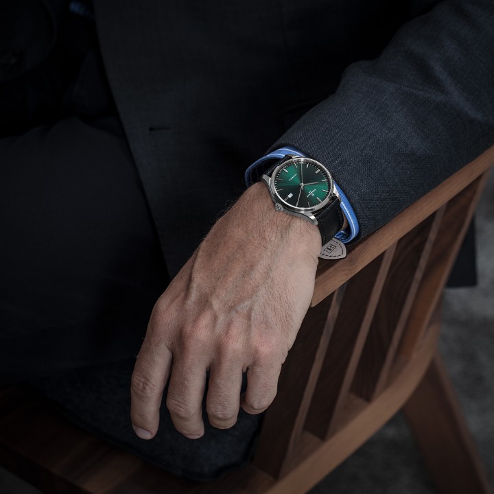 Bild von Perrelet Weekend 3 Hands