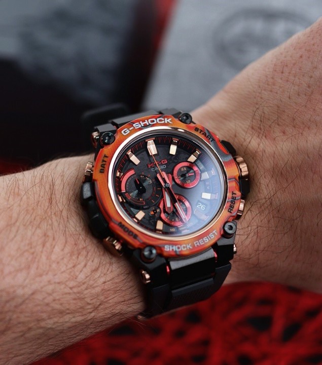 Bild von Casio G-Shock MT-G 40th Anniversary Flare Red