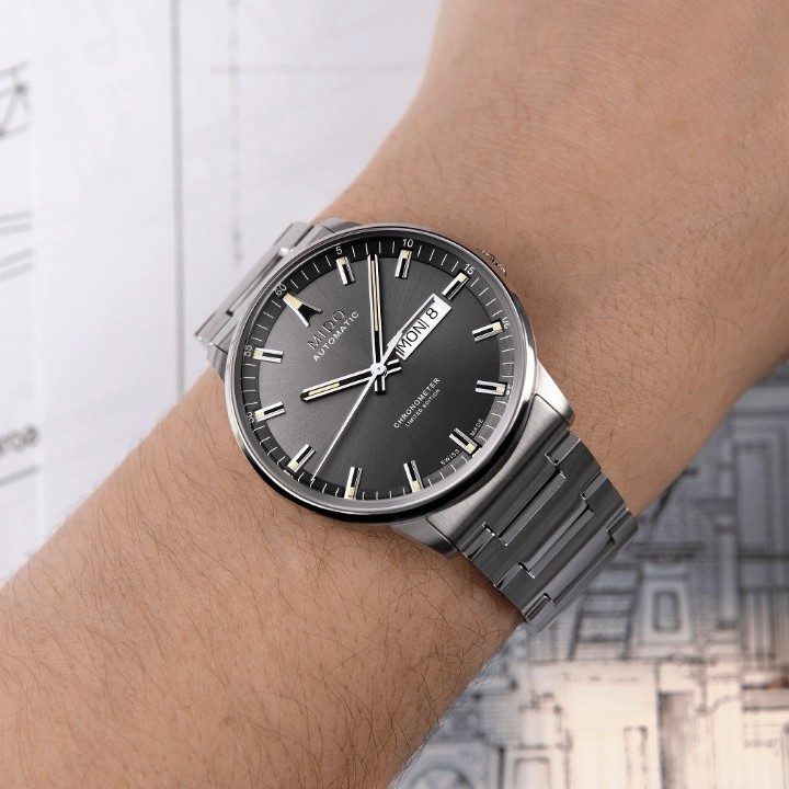 Bild von Mido Commander 20th Anniversary Inspired by Architecture Limited Edition