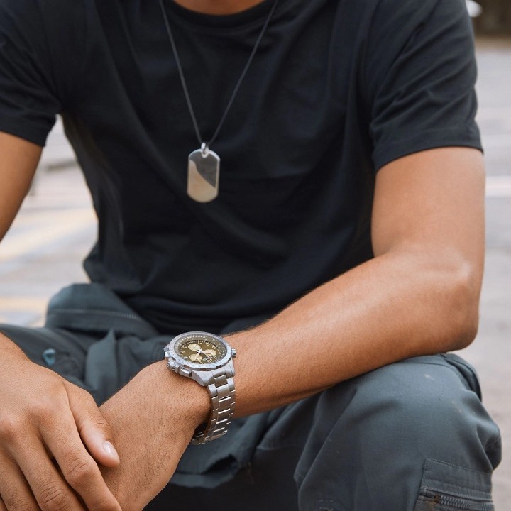 Bild von Hamilton Khaki Aviation X-Wind GMT Chrono Quartz