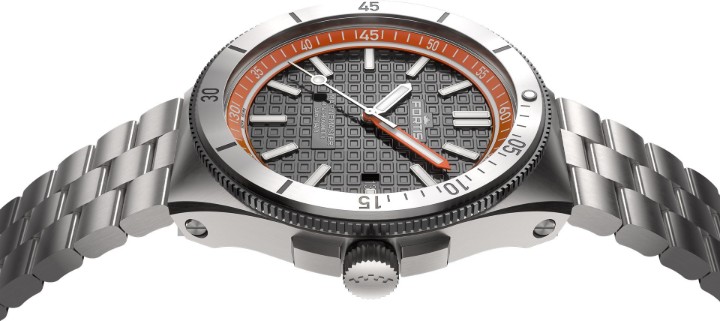 Bild von Fortis Marinemaster M-44 Amber Orange
