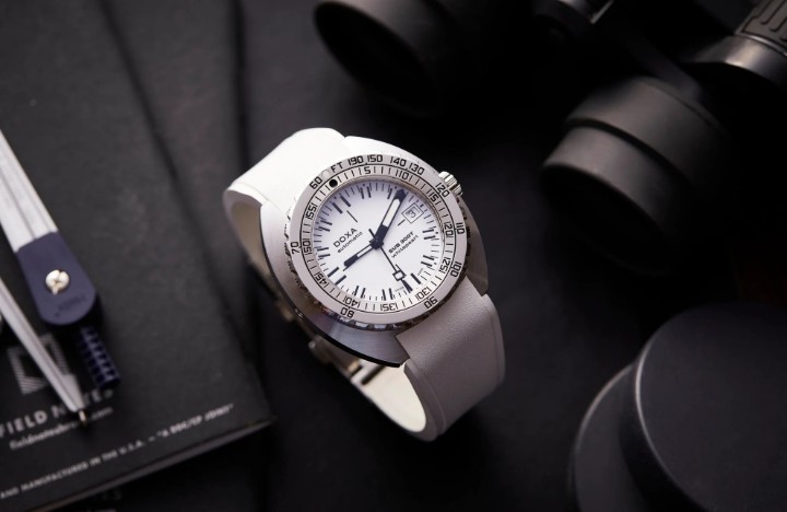 Bild von Doxa SUB 300T Whitepearl