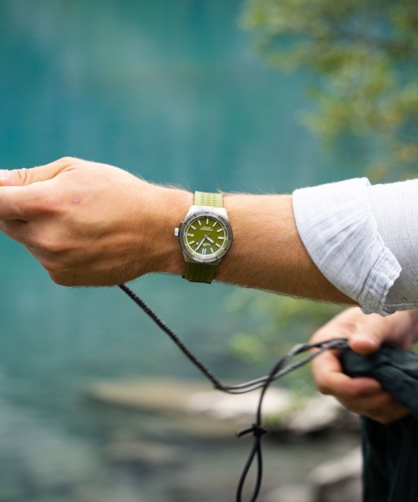 Bild von Fortis Marinemaster M-40 Woodpecker Green