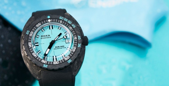 Bild von Doxa SUB 300 Carbon Aquamarine