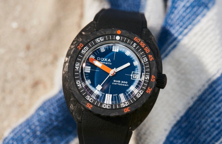 Bild von Doxa SUB 300 Carbon Caribbean