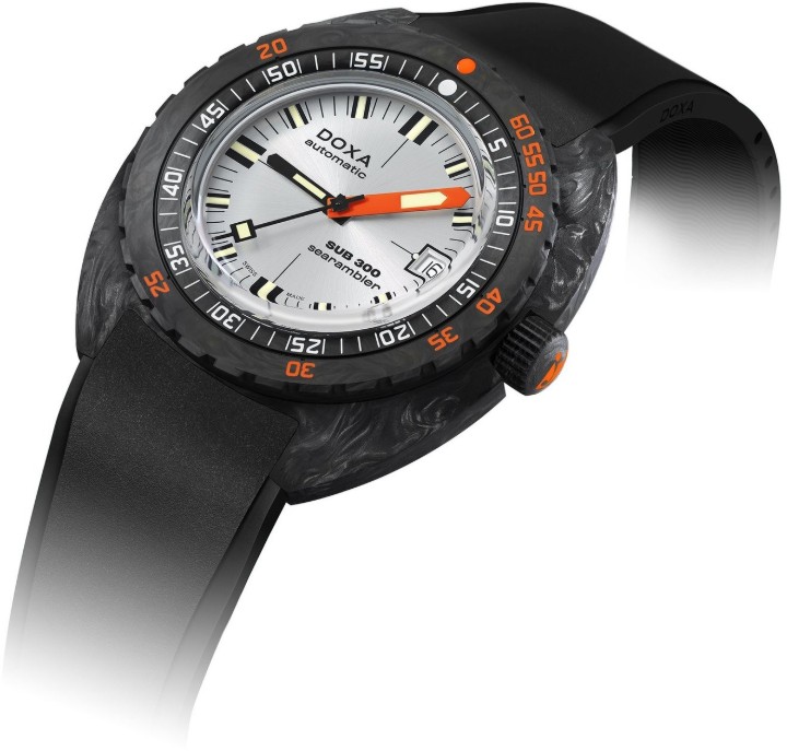 Bild von Doxa SUB 300 Carbon Searambler