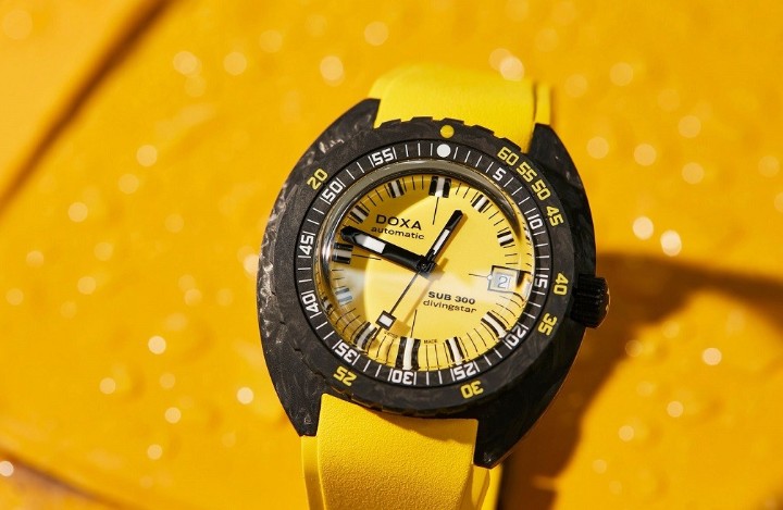 Bild von Doxa SUB 300 Carbon Divingstar
