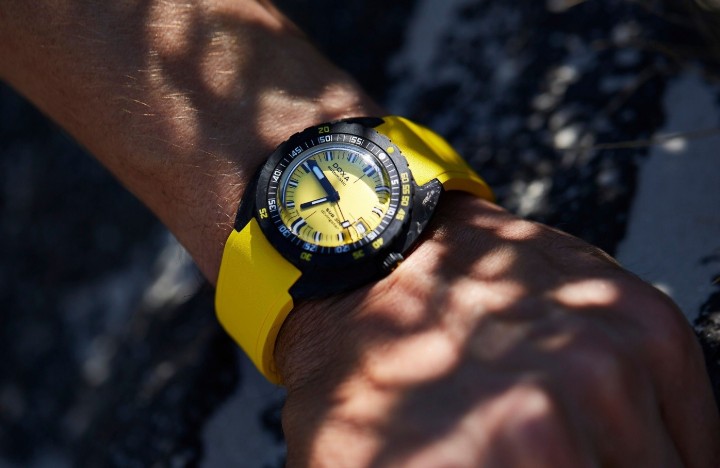 Bild von Doxa SUB 300 Carbon Divingstar