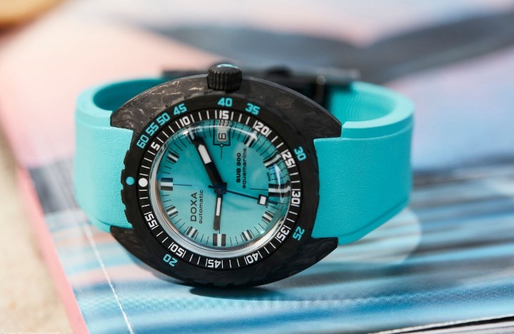 Bild von Doxa SUB 300 Carbon Aquamarine