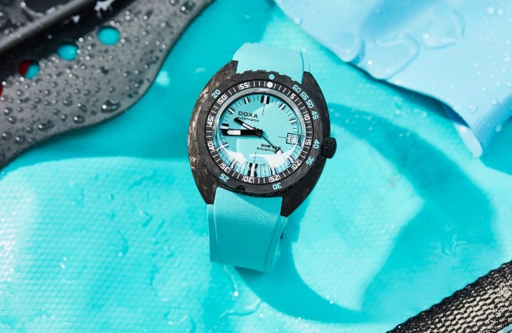 Bild von Doxa SUB 300 Carbon Aquamarine