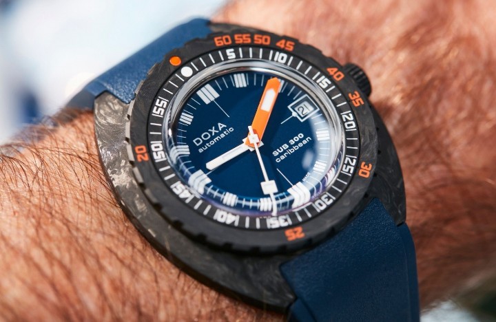 Bild von Doxa SUB 300 Carbon Caribbean