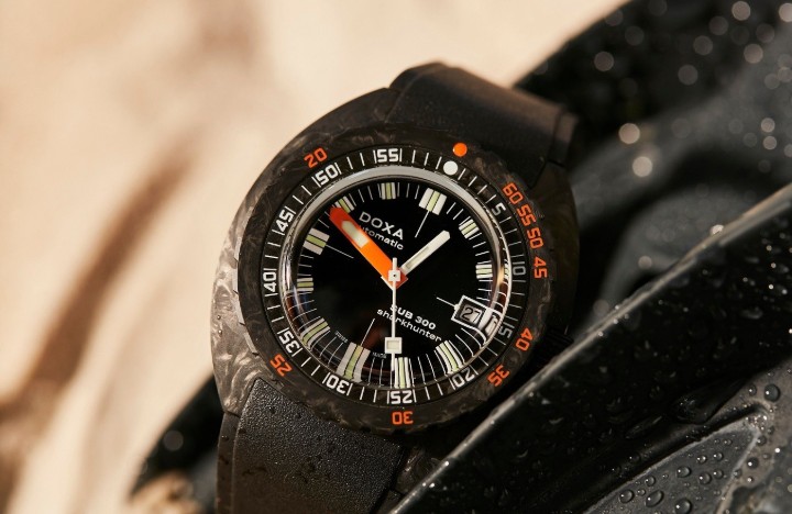 Bild von Doxa SUB 300 Carbon Sharkhunter