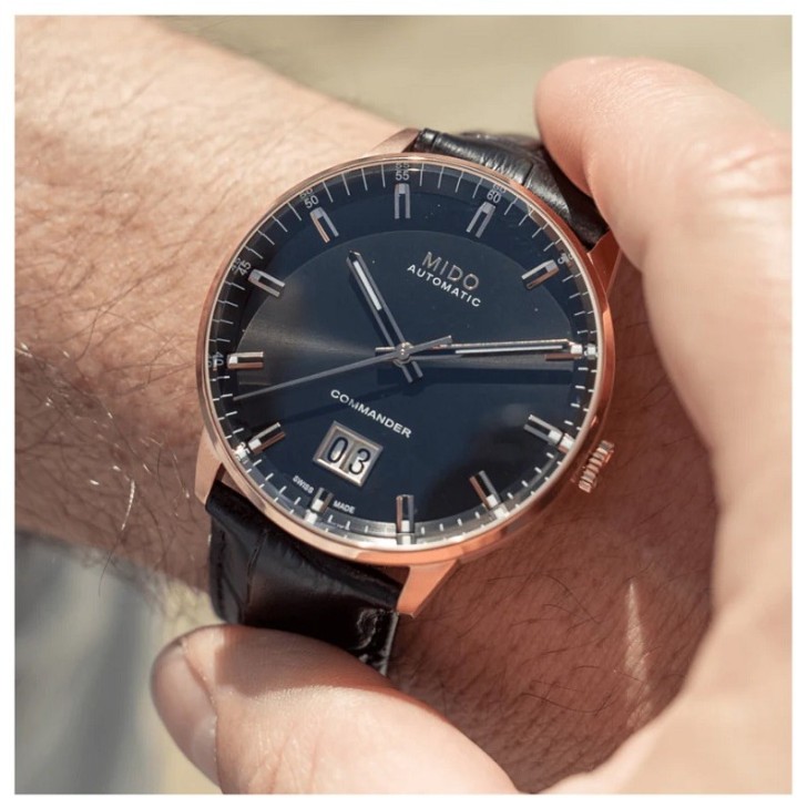 Bild von Mido Commander Big Date