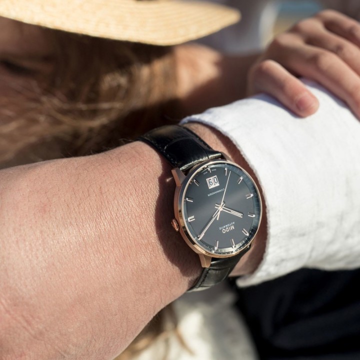 Bild von Mido Commander Big Date