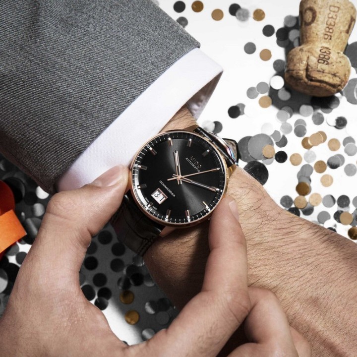 Bild von Mido Commander Big Date