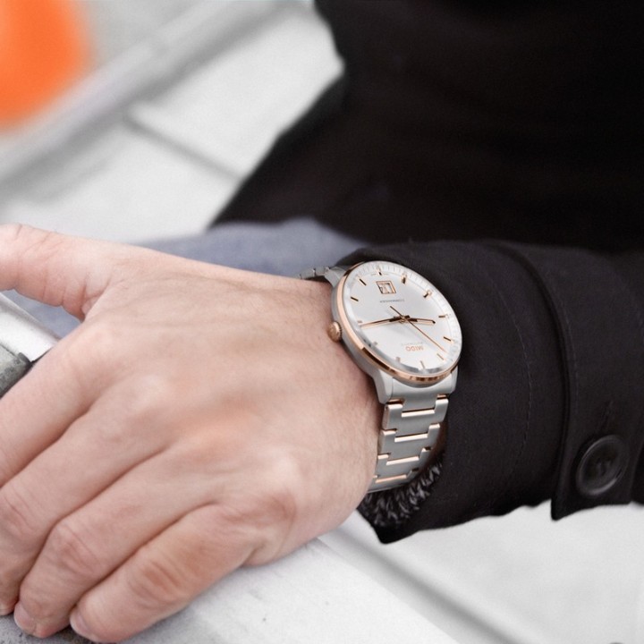 Bild von Mido Commander Big Date