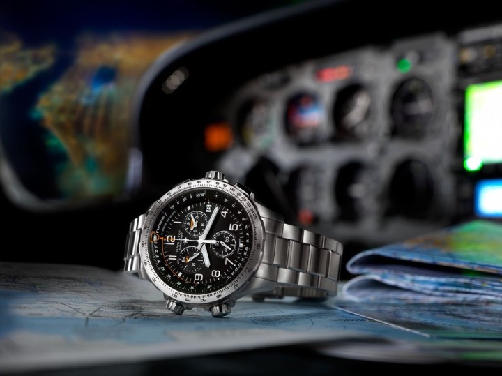 Bild von Hamilton Khaki Aviation X-Wind GMT Chrono Quartz