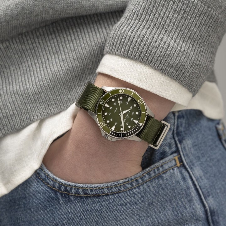 Bild von Hamilton Khaki Navy Scuba Quartz