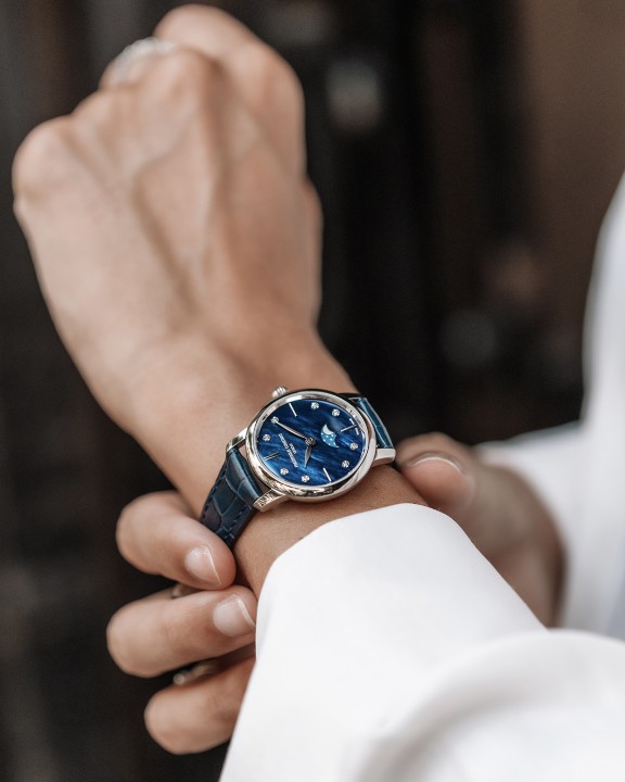 Bild von Frederique Constant Classics Slimline Ladies Moonphase