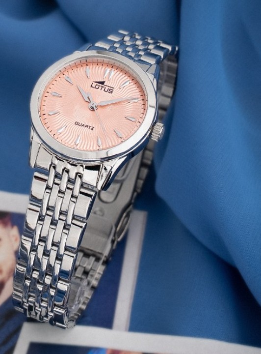 Bild von Lotus Classic Bracelet