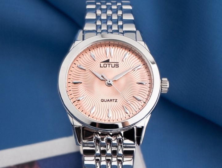 Bild von Lotus Classic Bracelet