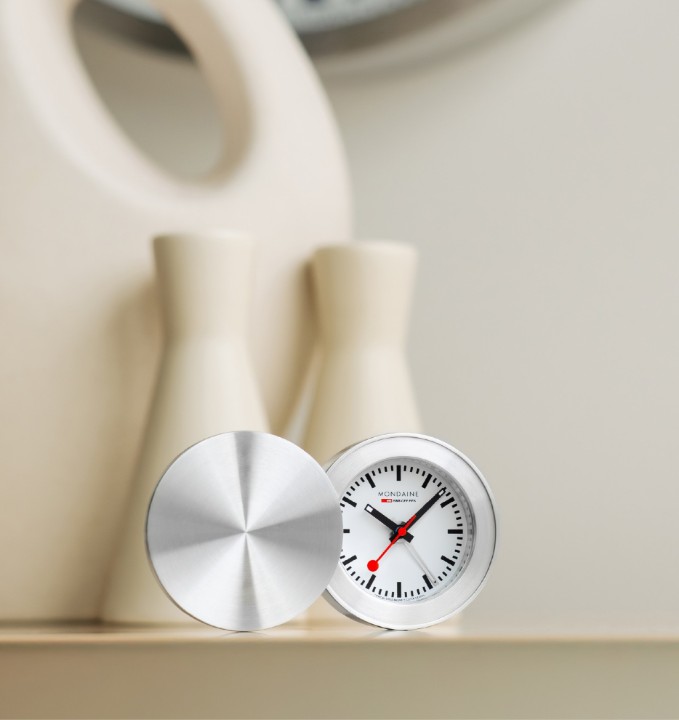 Bild von MONDAINE Travel Alarm Clock