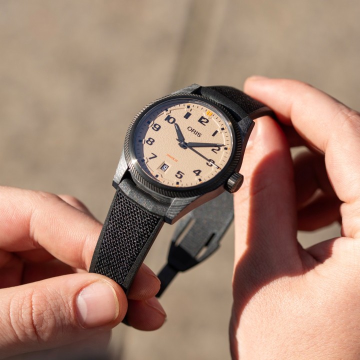 Bild von Oris ProPilot Desert Edition