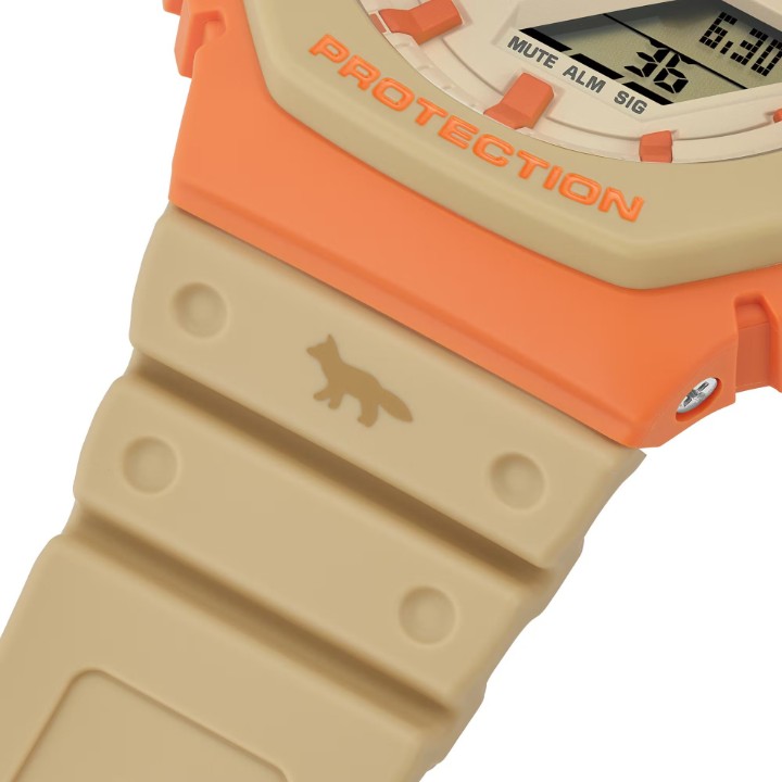 Bild von Casio G-Shock Carbon Core Guard x Maison Kitsuné Collaboration Model