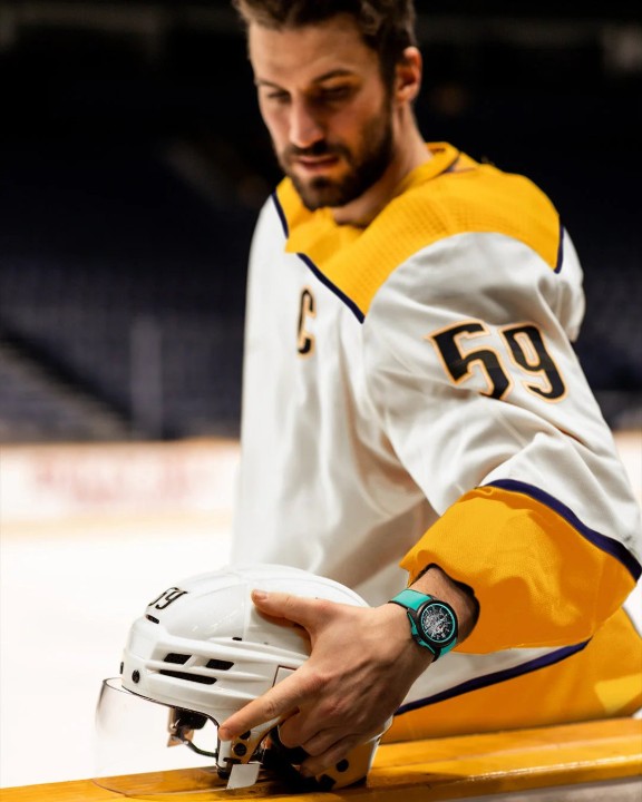 Bild von Norqain Independence Wild One Skeleton Turquoise