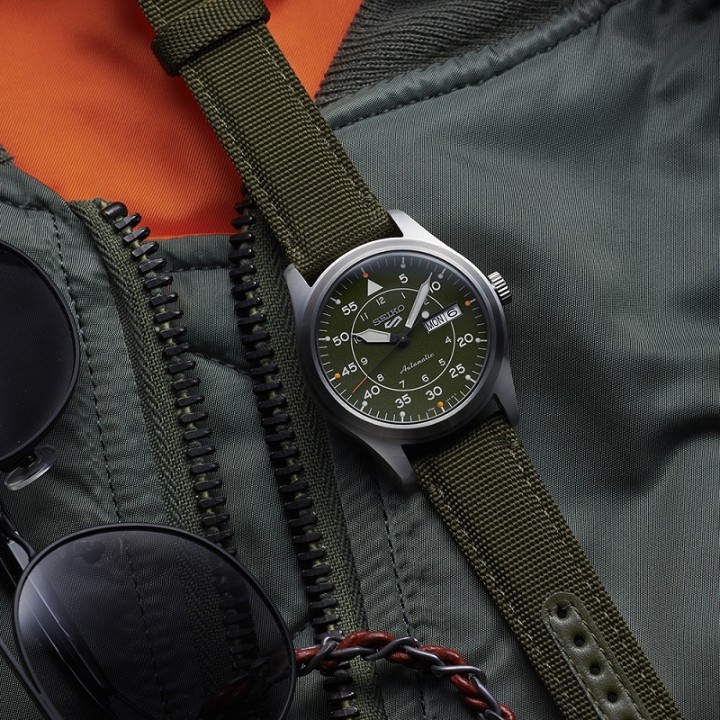 Bild von Seiko 5 Sports Flieger