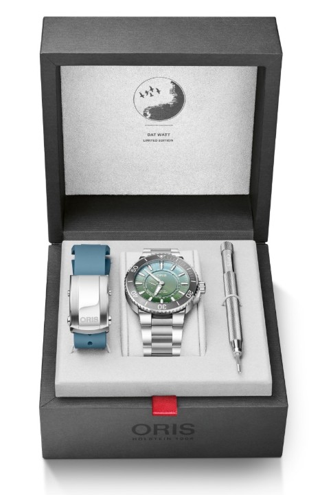 Bild von Oris Aquis Dat Watt Limited Edition II