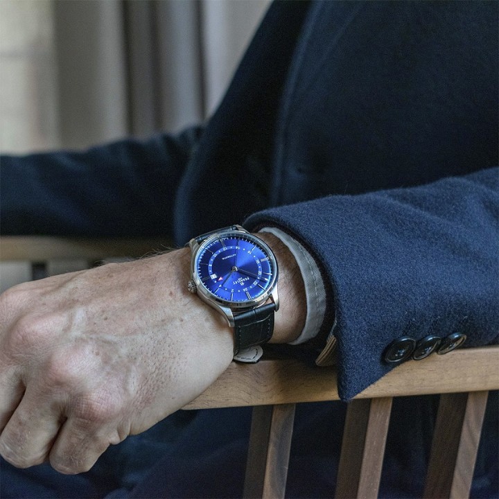 Bild von Perrelet Weekend GMT