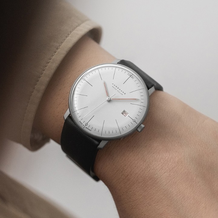 Bild von Junghans max bill MEGA Solar Bauhaus