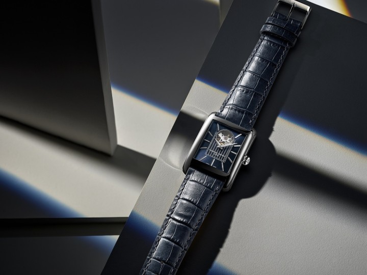 Bild von Frederique Constant Classics Carrée Heart Beat Automatic