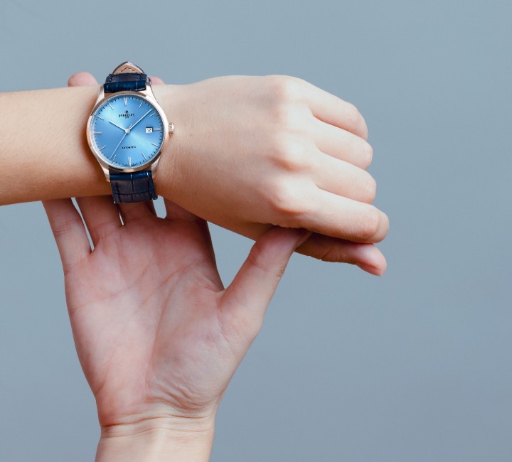 Bild von Perrelet Weekend 3 Hands Ice Blue