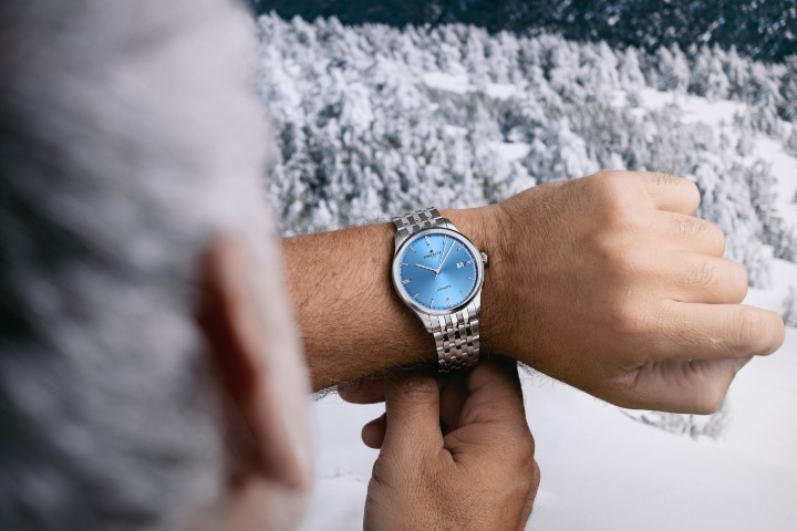 Bild von Perrelet Weekend 3 Hands Ice Blue