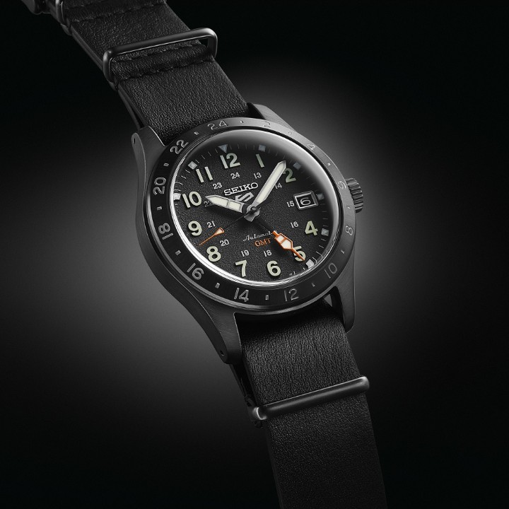 Bild von Seiko 5 Sports Field ‘Deception’ GMT
