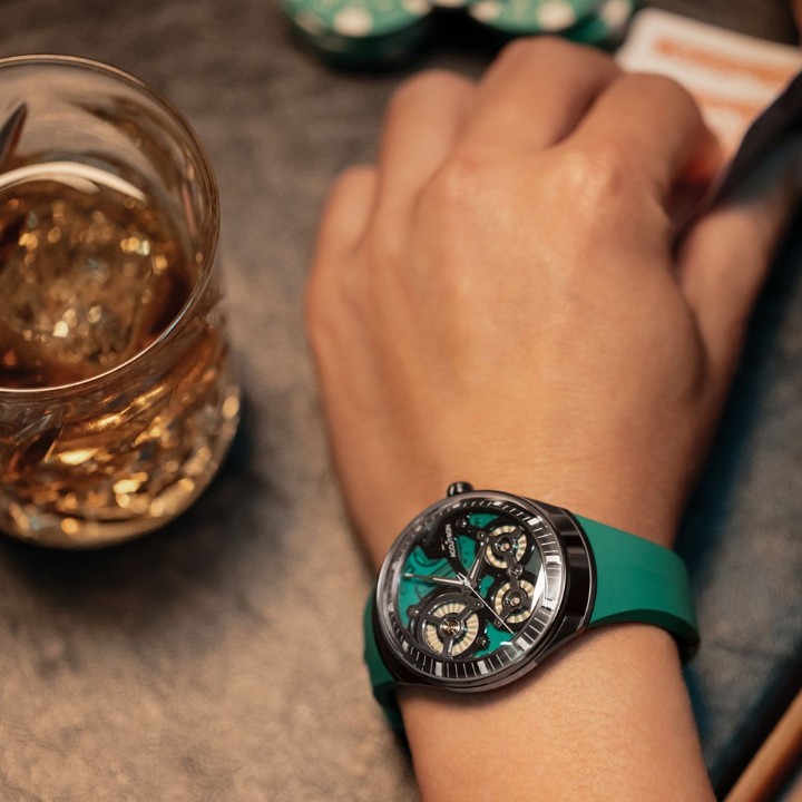 Bild von Bulova Accutron DNA Casino Limited Edition