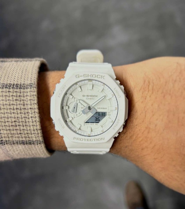 Bild von Casio G-Shock Carbon Core Guard Tone-on-Tone