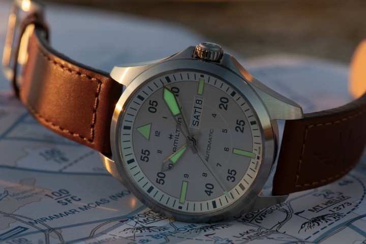 Bild von Hamilton Khaki Aviation Pilot Day Date