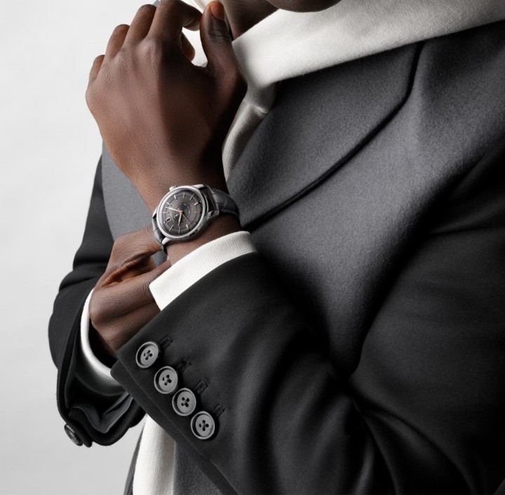 Bild von Longines Conquest Heritage Central Power Reserve