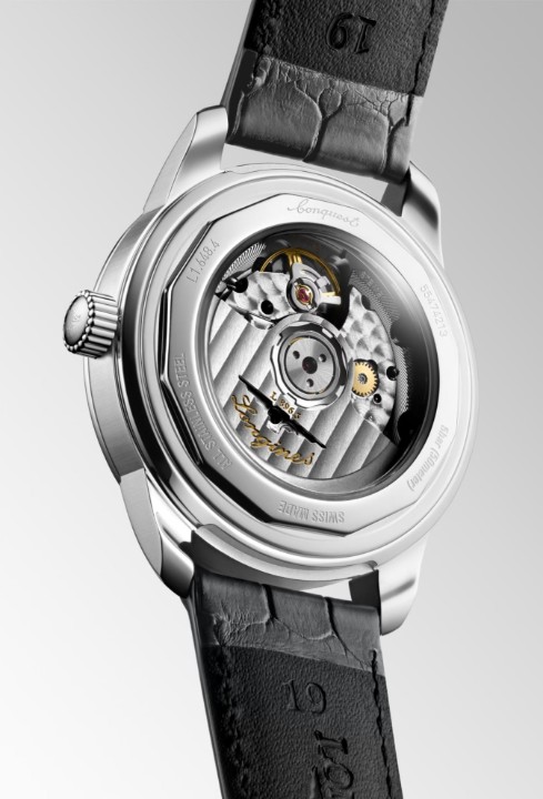 Bild von Longines Conquest Heritage Central Power Reserve
