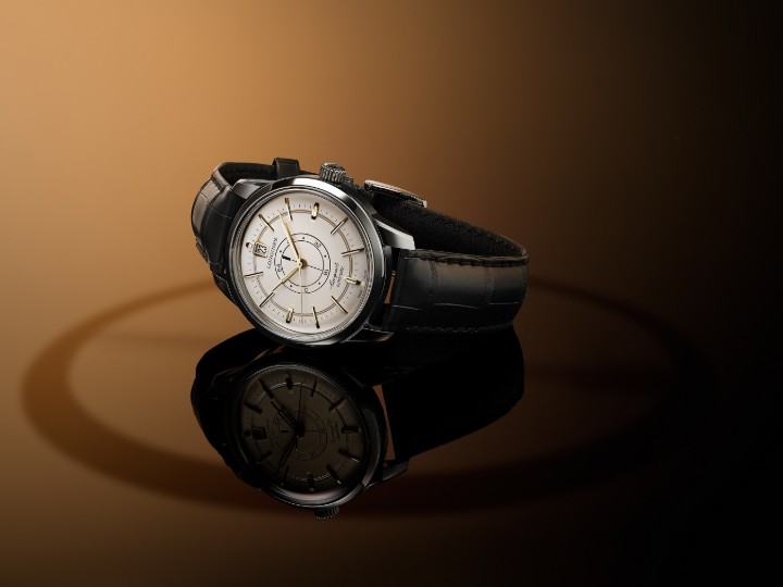 Bild von Longines Conquest Heritage Central Power Reserve
