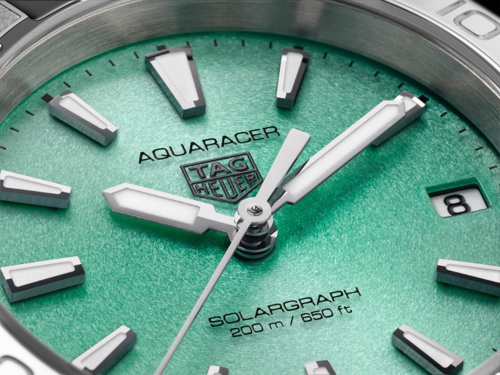 Bild von Tag Heuer Aquaracer Professional 200 Solargraph