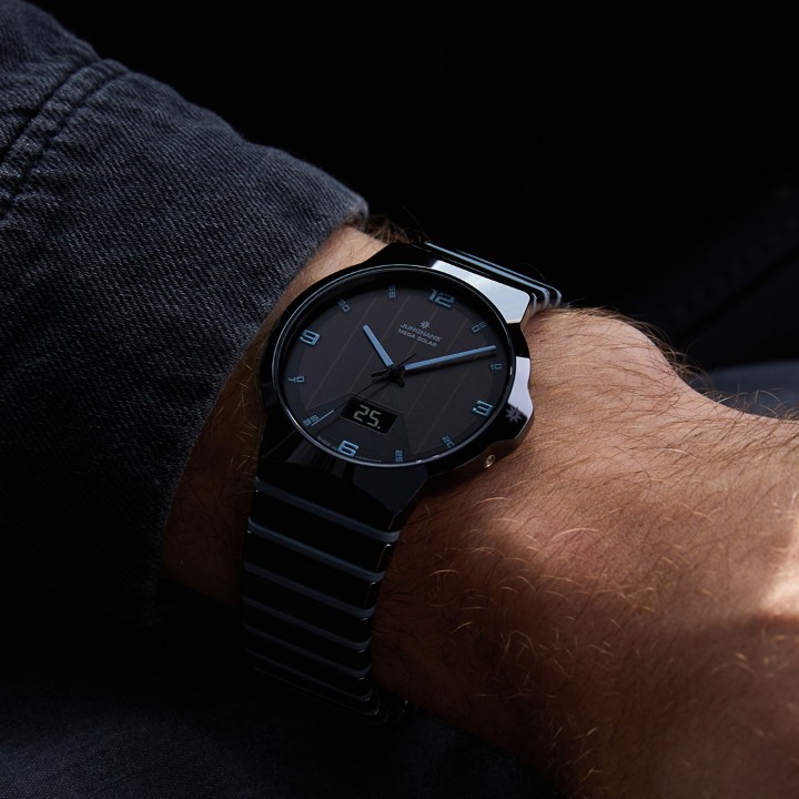 Bild von Junghans Force Mega Solar