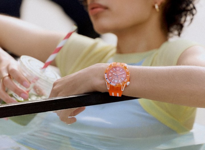 Bild von Swatch Pacific Sea Nettle